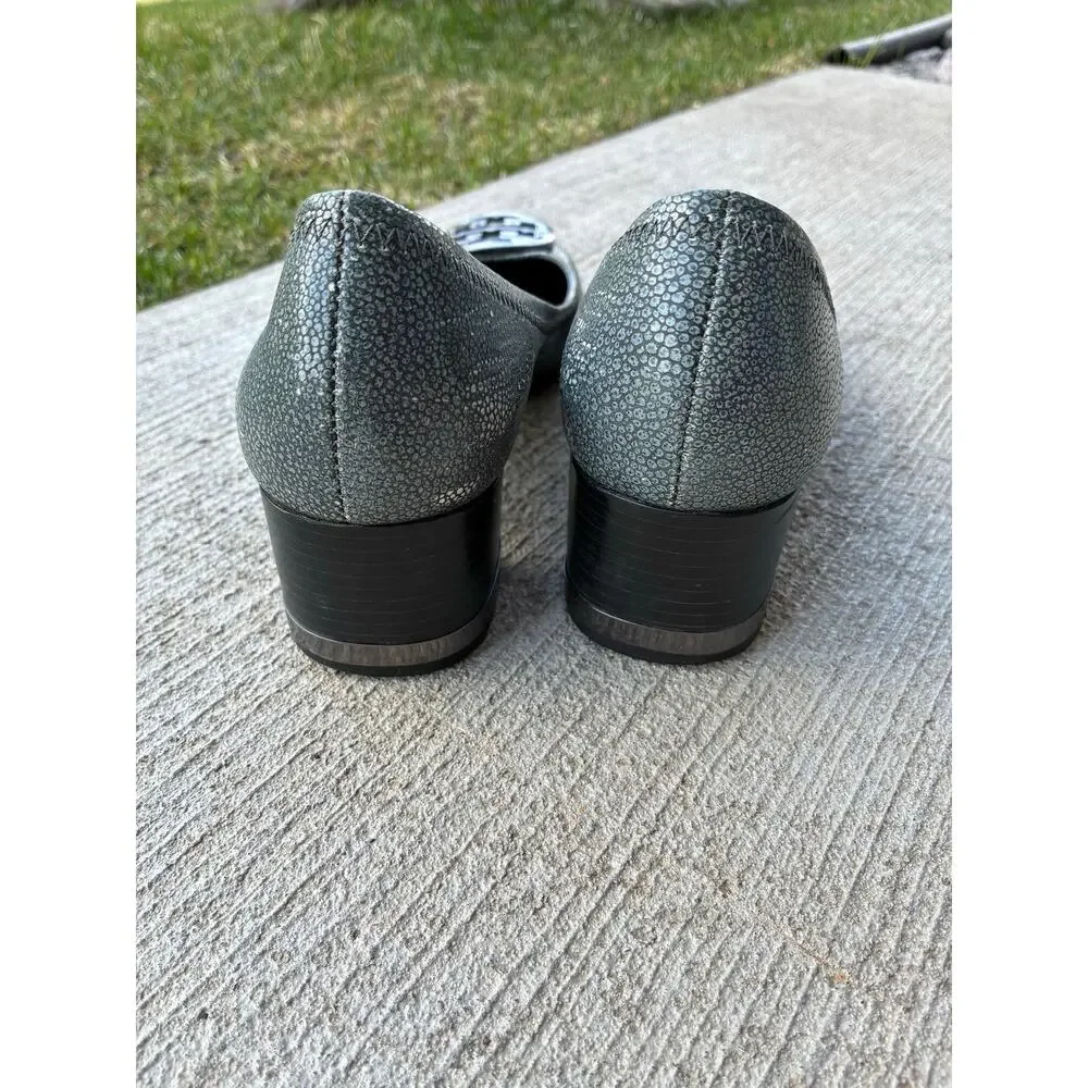 Tory Burch Size 7m Pump Heel